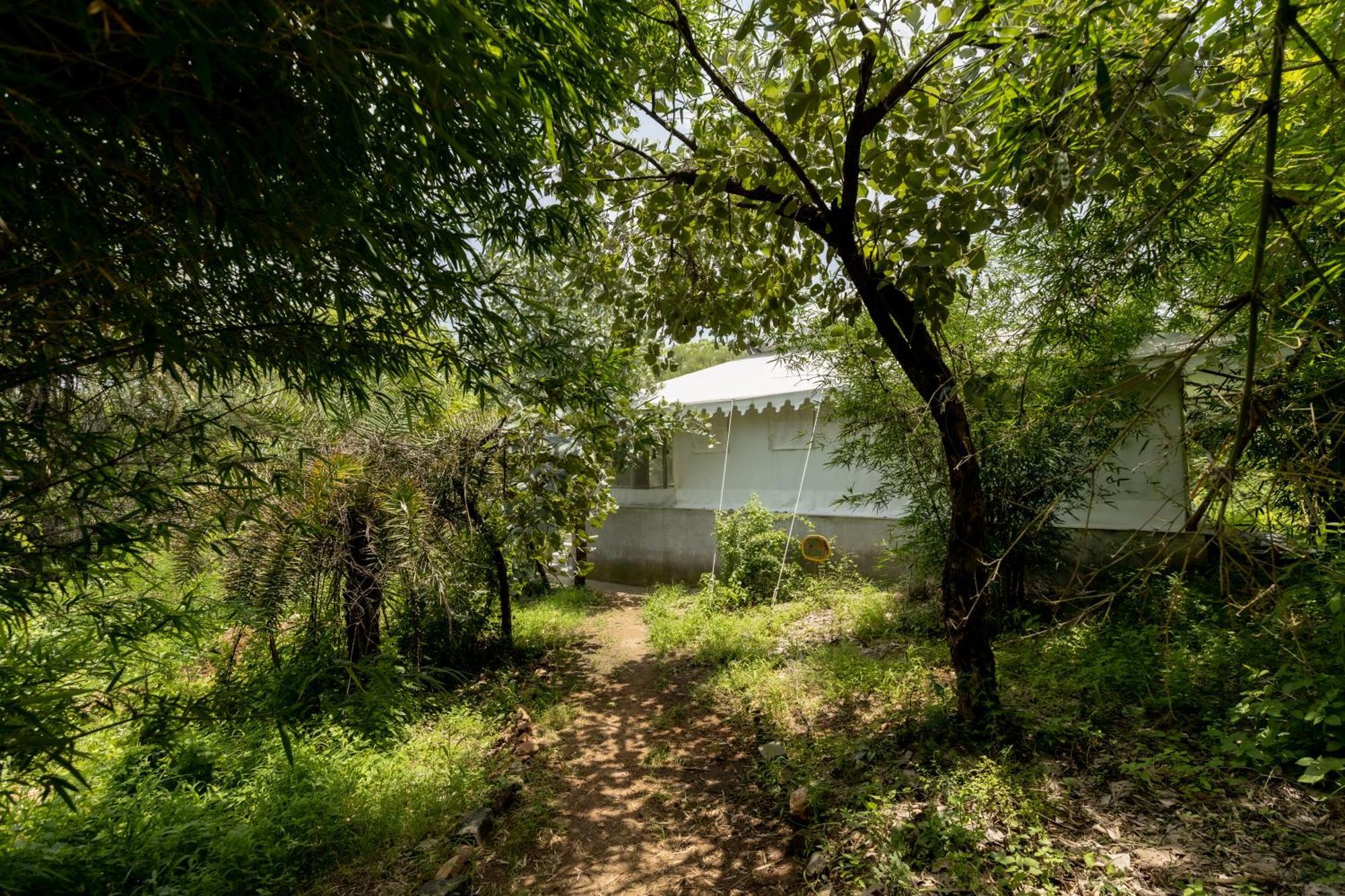 Dera Baghdarrah Nature Retreat Udaipur Ngoại thất bức ảnh